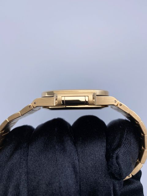 Patek Philippe Nautilus 7118/1R-010 Image 7